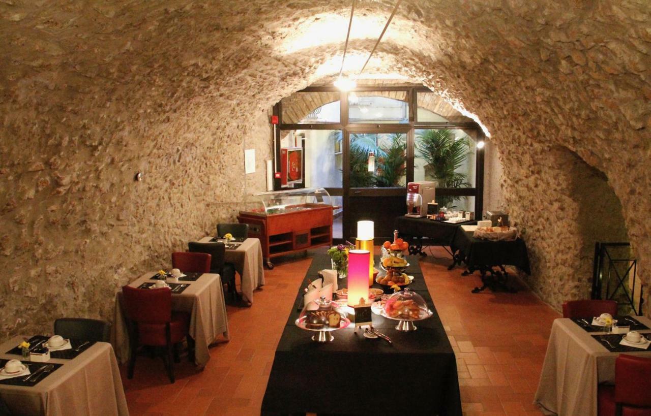 Hotel Teatro Di Pompeo Rome